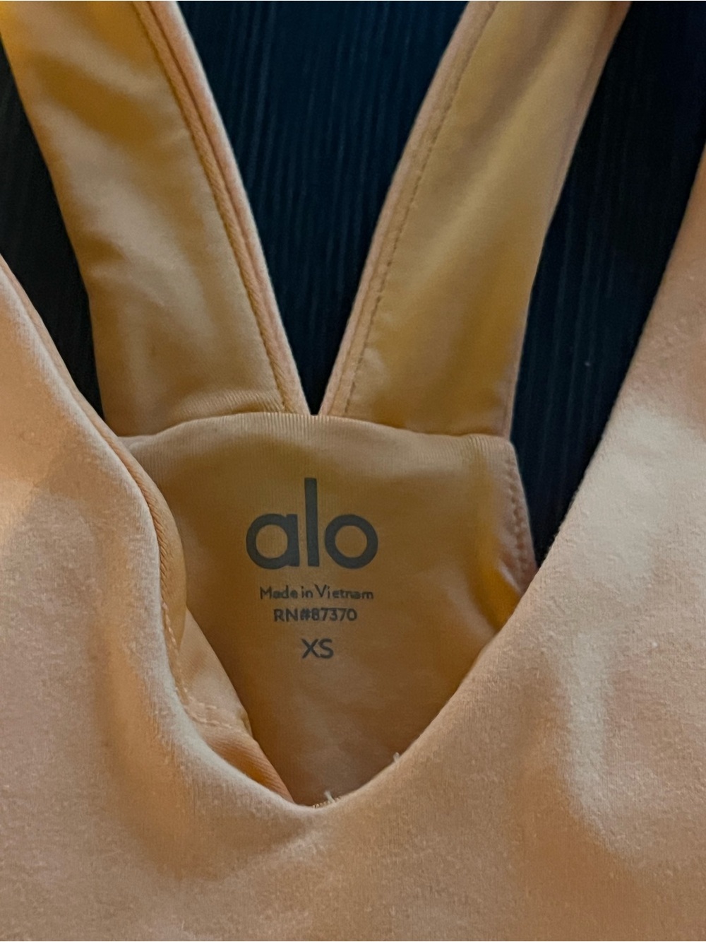 Alo Airbrush Real Bra tank - Satsuma Breeze XS - Picture 2 of 3